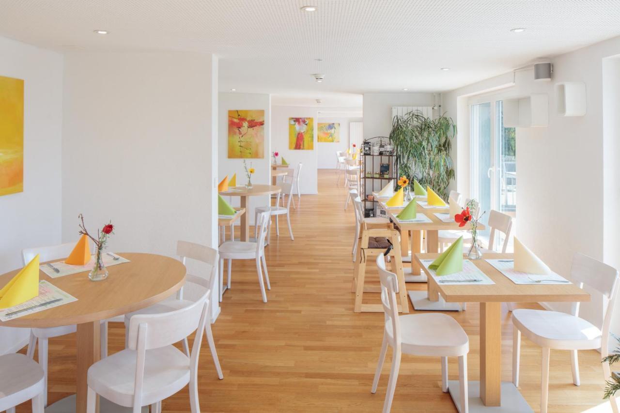 Le Domaine Hotell Villars-Sur-Glane Exteriör bild