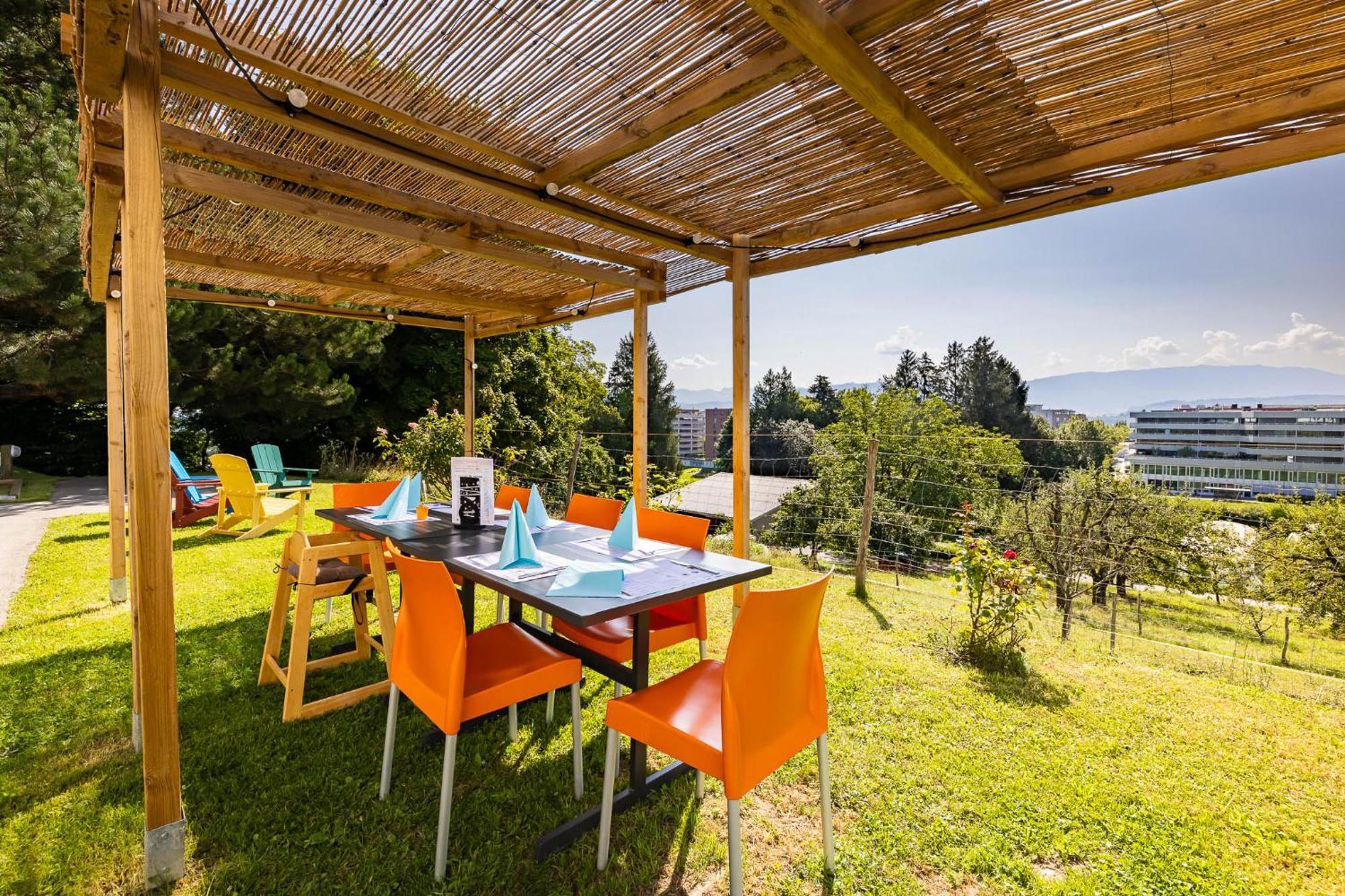 Le Domaine Hotell Villars-Sur-Glane Exteriör bild